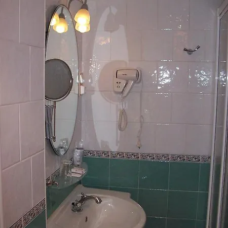 Grullas Vendégház Tornos