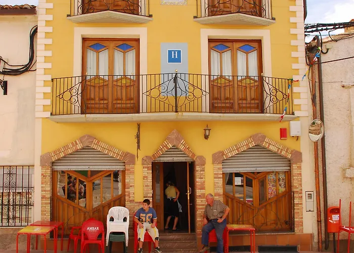 Grullas Pensjonat Tornos